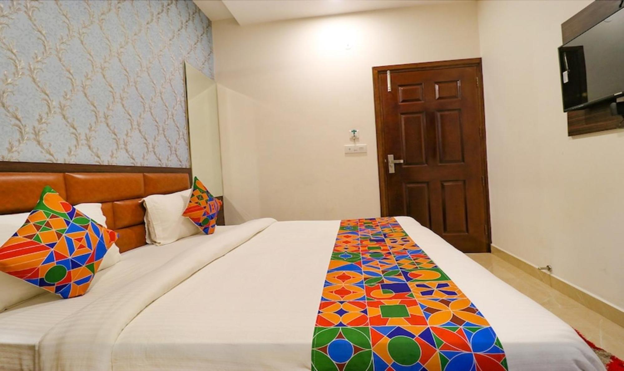 Hotel California Heights Amritsar Exterior foto