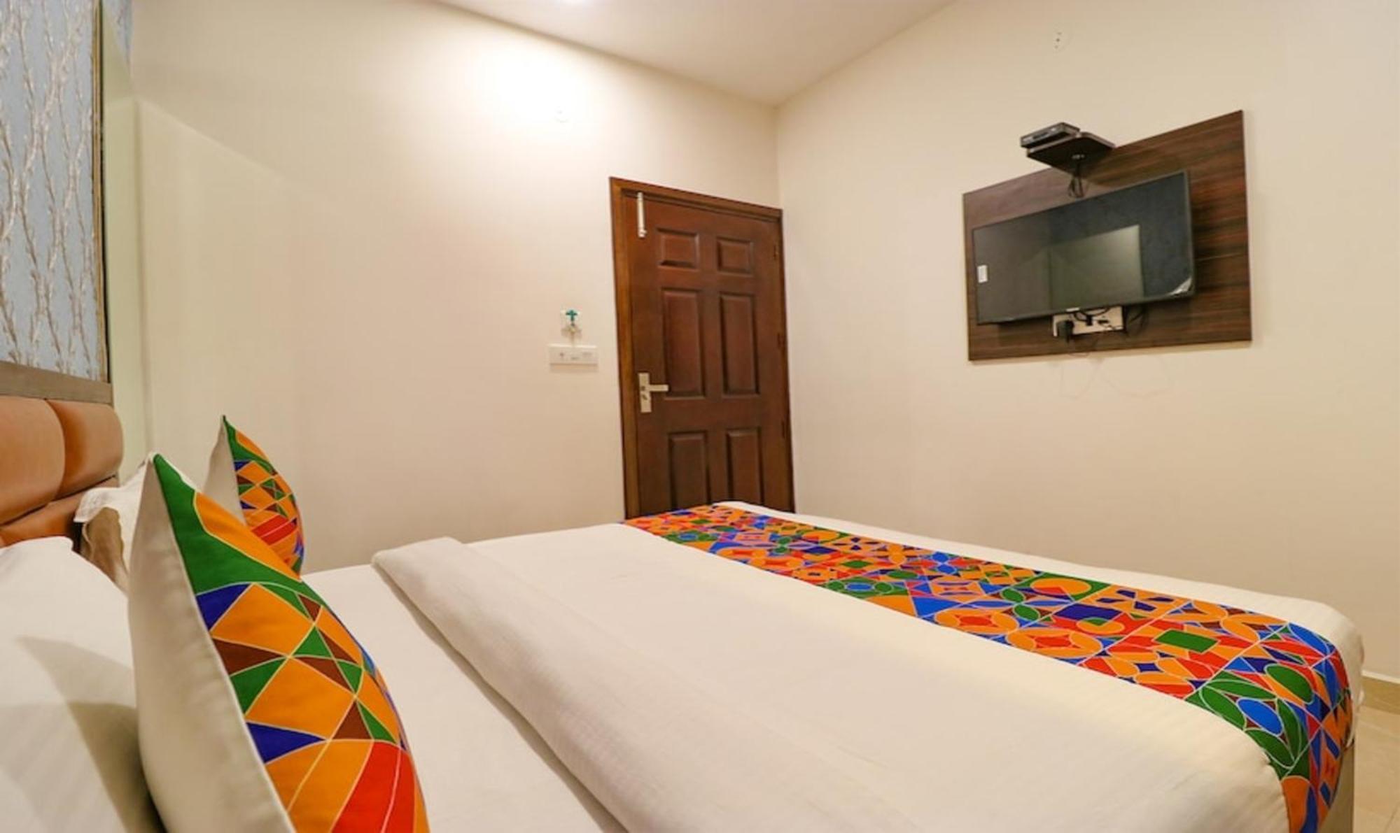Hotel California Heights Amritsar Exterior foto